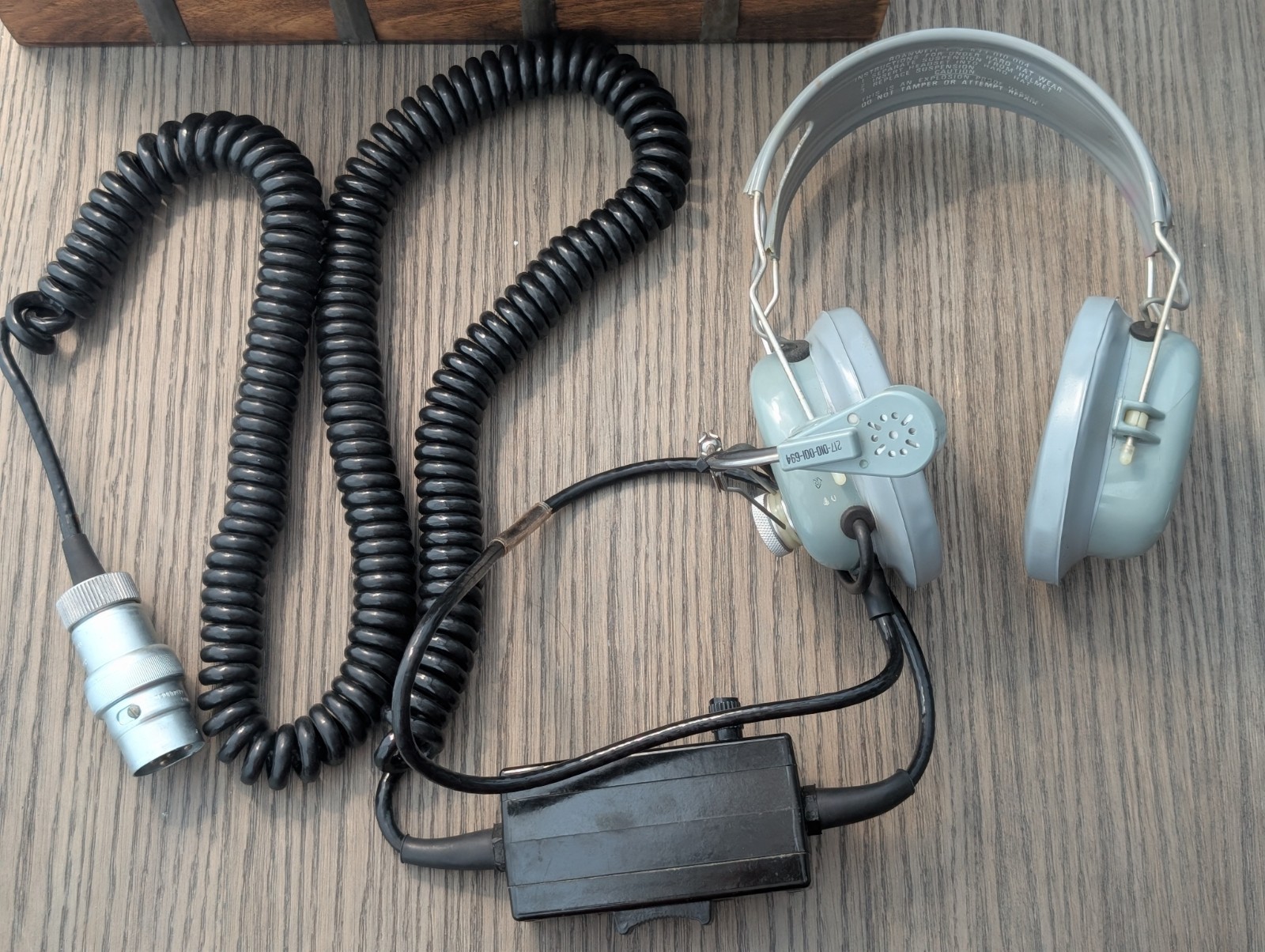 Roanwell Aviation 494529001-694 Aircraft Headset Microphone - Excellent