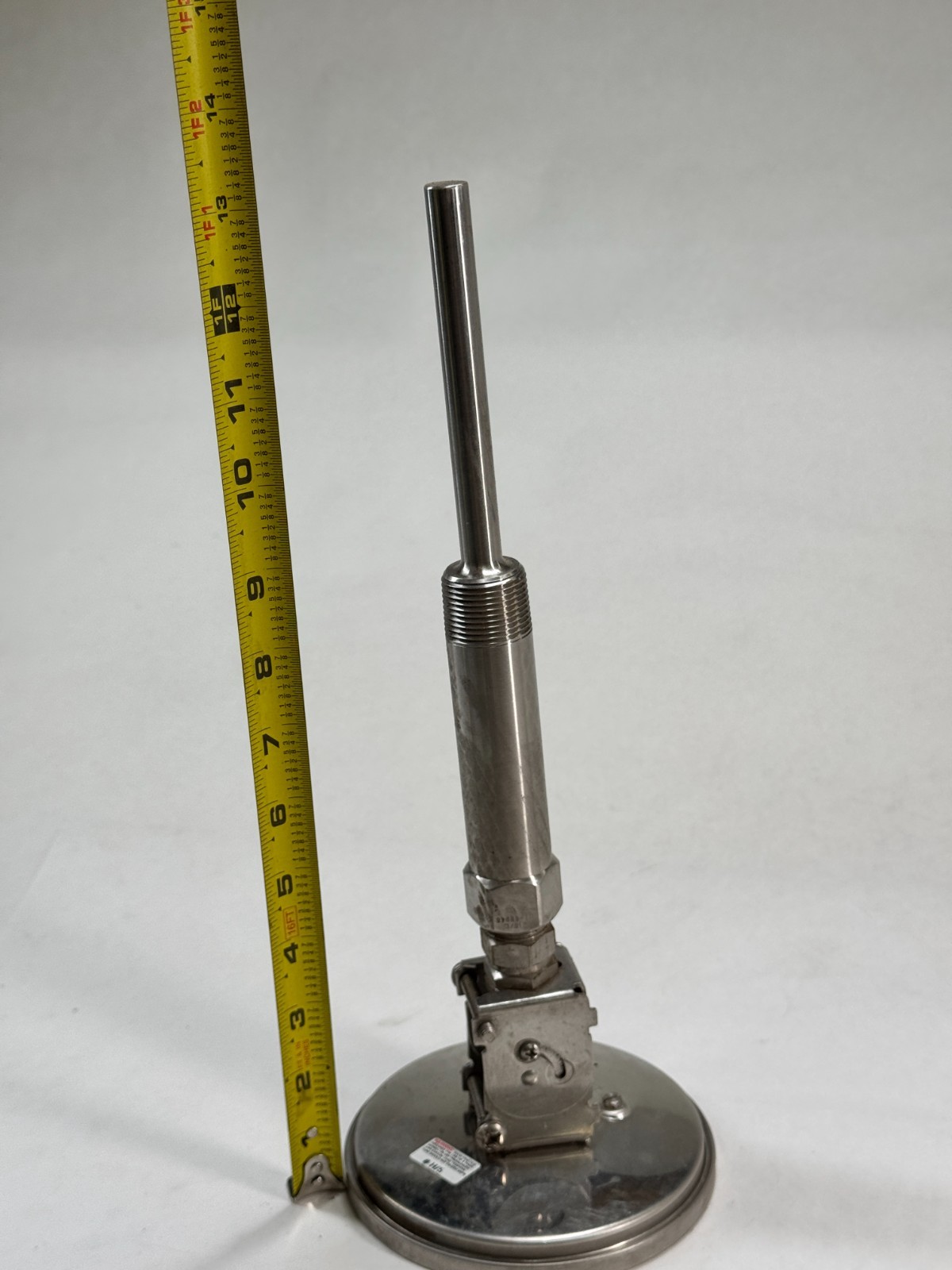ASHCROFT Adjustable Angle Thermometer, 0-550F, 5" Face, 4-1/2" Stem, 3/4" NPT
