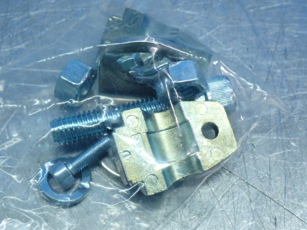 IFM E20729 MOUNTING SET, 13PCS 04200672020