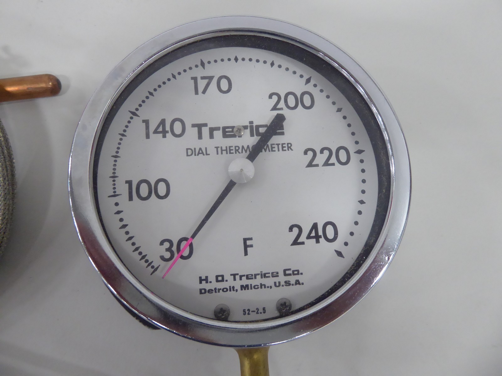 Trerice V80341 Dial Thermometer 30-240°F 4-1/2" FAce Wall Mounted Bottom Outlet