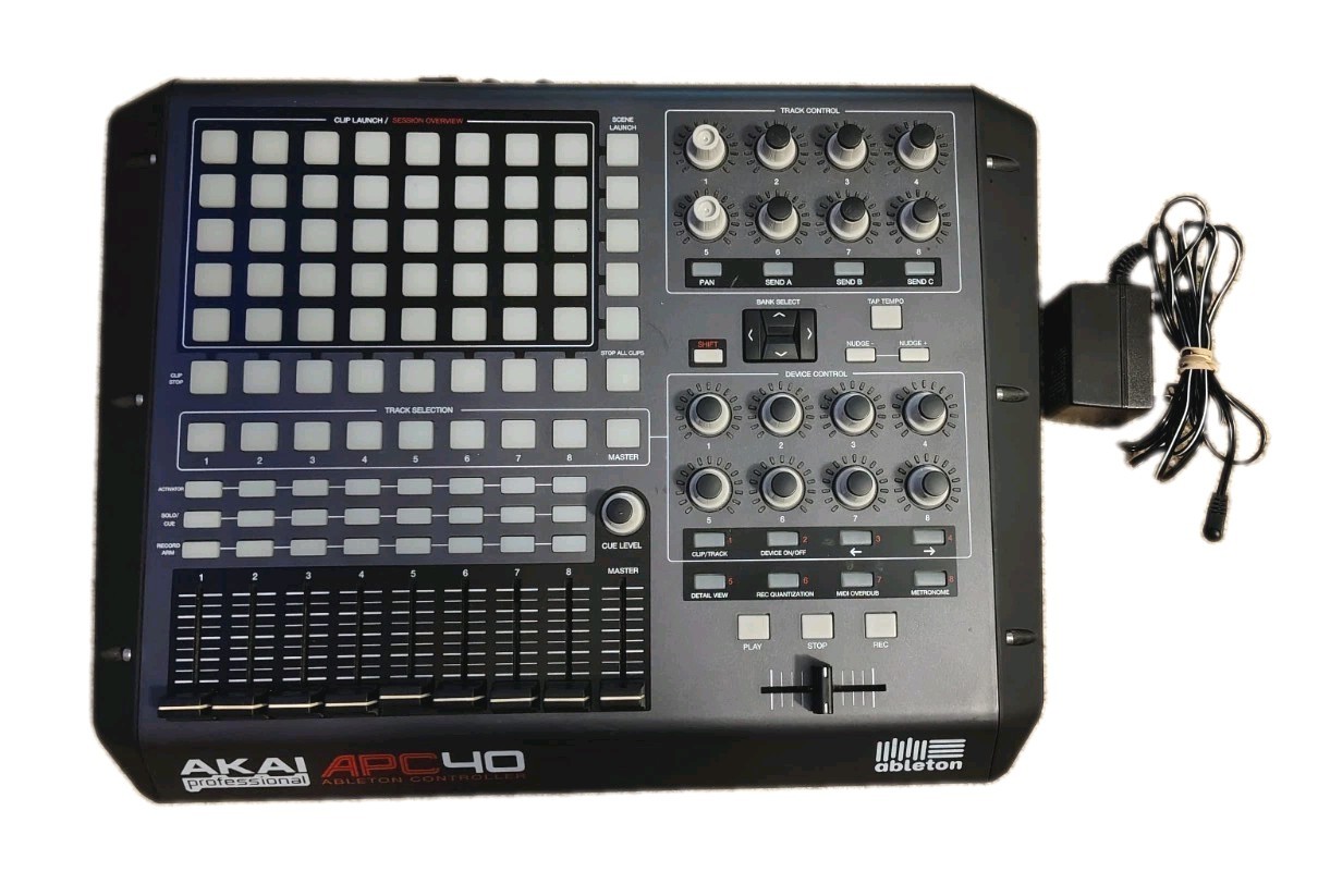 Akai Professional APC40 Ableton Controller w/Non OEM Power Adapter Tested Works
