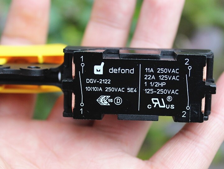1PCS NEW Defond DGV-2122 10A 250VAC 5E4 Trigger Switch