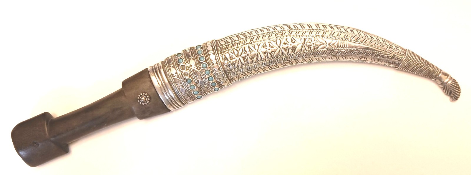 ANTIQUE INDO-ISLAMIC JAMBIYA DAGGER, WOOTZ BLADE, SILVER SCABBARD, HORN HANDLE