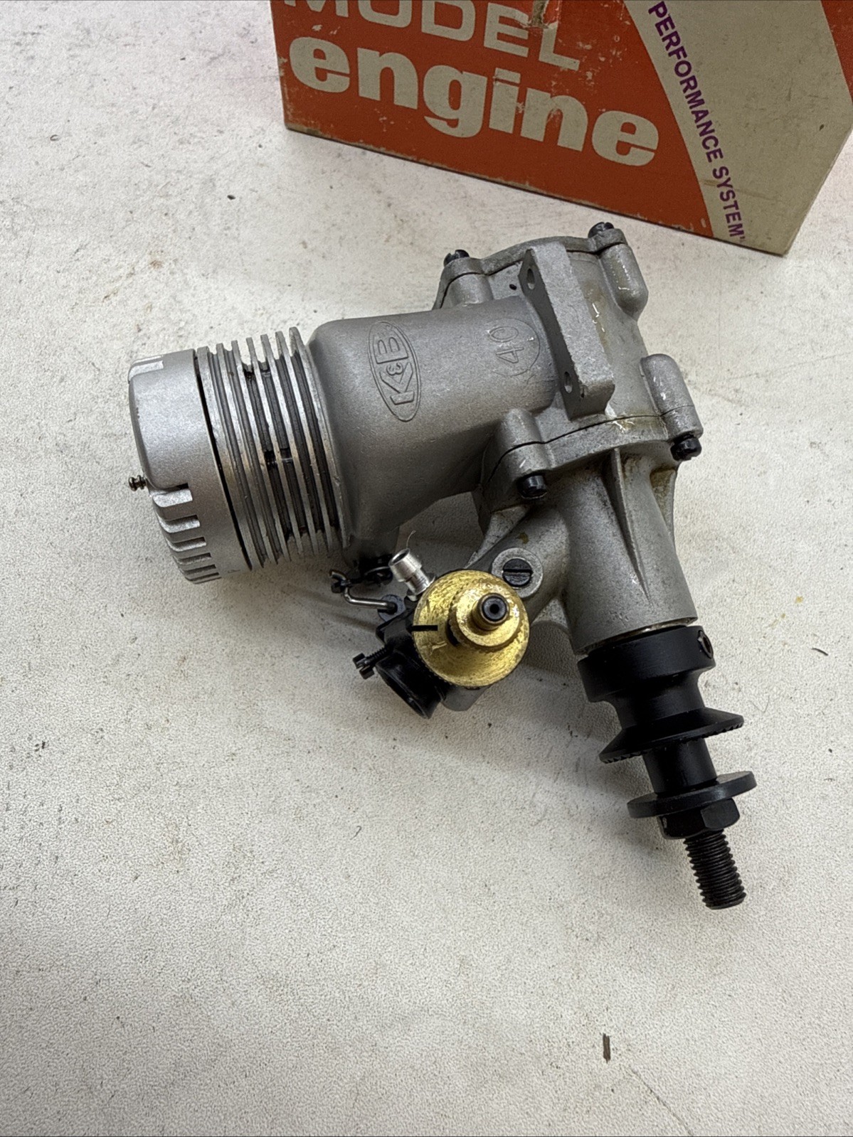 K&B 40 Series 75 Front Rotor R/c Model Airplane Kit Engine M7