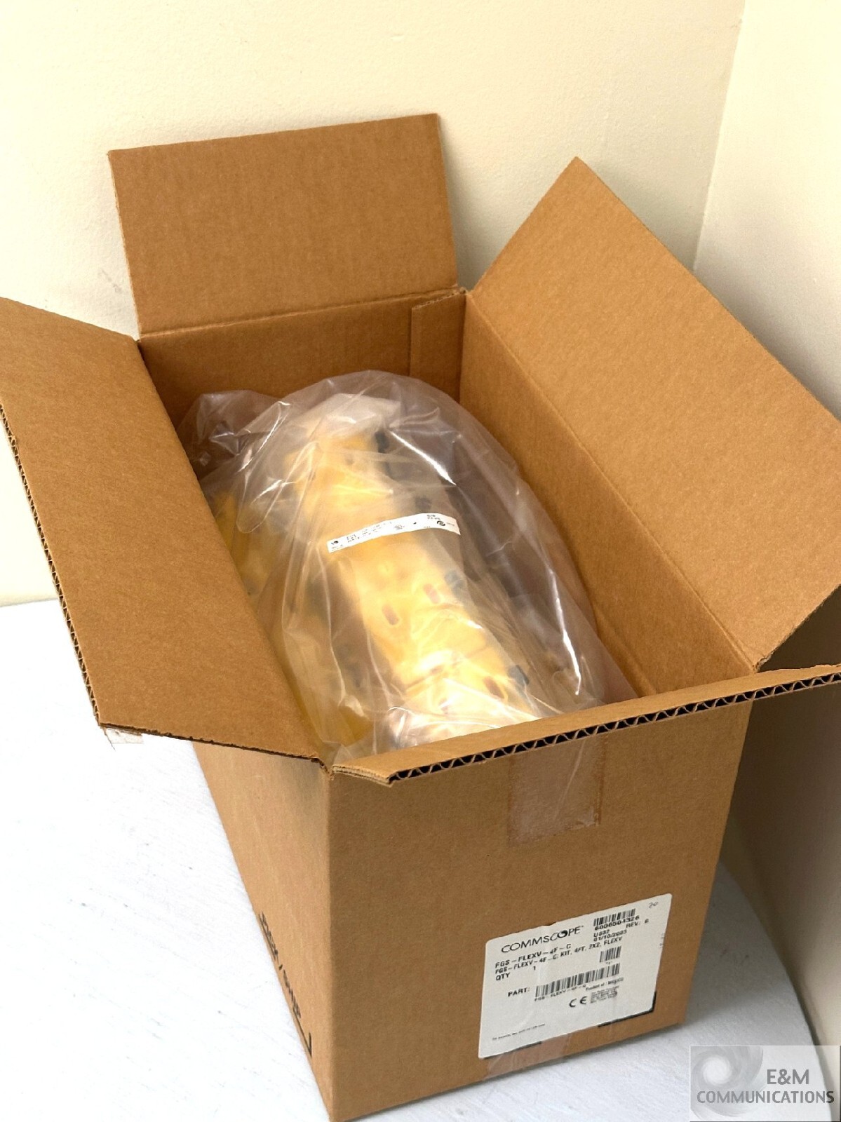 NEW FGS-FLEXV-4F-C ADC TE COMMSCOPE FIBERGUIDE FLEXVERTICAL KIT 2x2" 4FT LENGTH