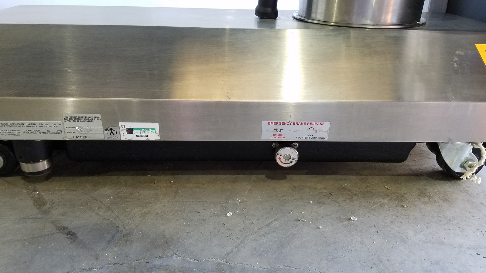 Skytron 1700 Surgical Table With Hand Control
