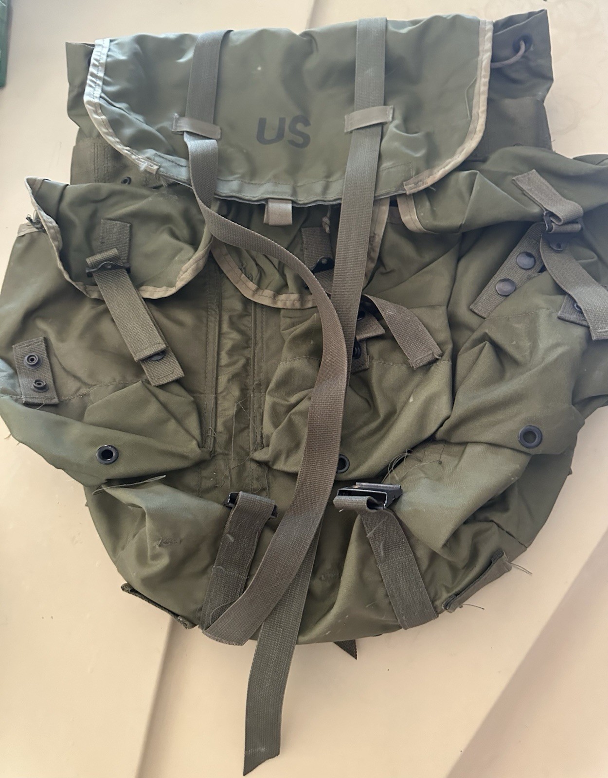 VTG 1977 Combat Field Pack Olive Drab Nylon Backpack Medium No Frame/ Straps