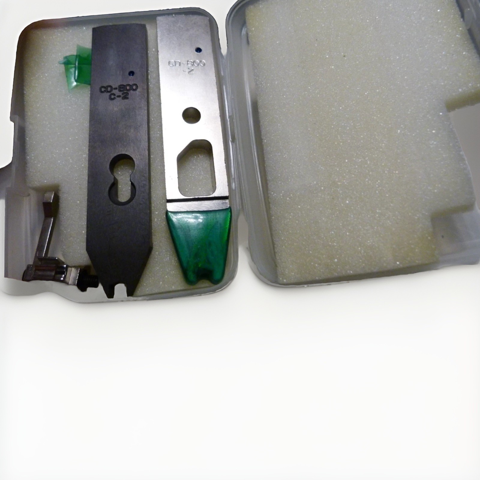 Die Set Mfg: Panduit CD-800-2
