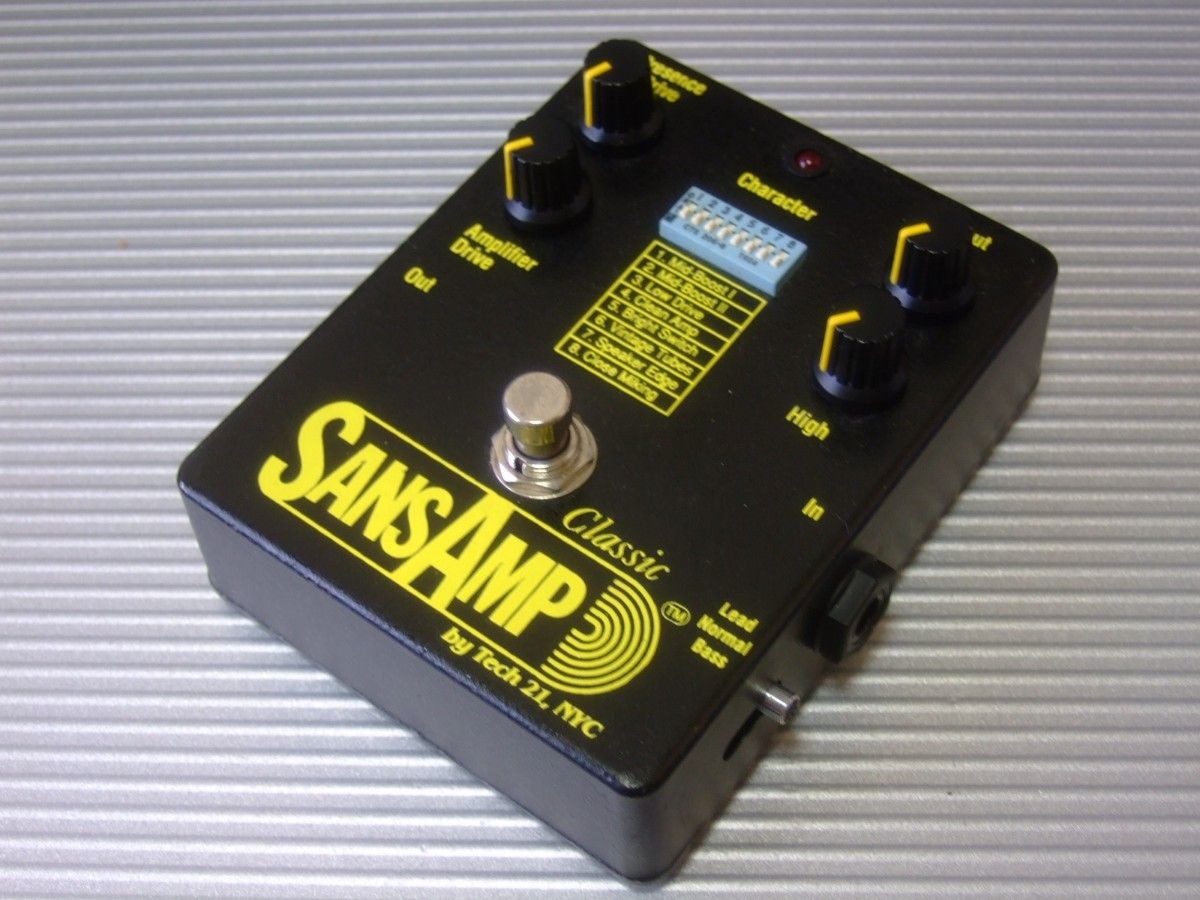 Tech 21 SansAmp Classic Guitar Bass Effects Pedal Analog Used