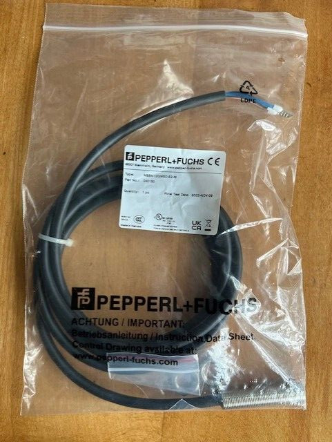PEPPERL & FUCHS NBB4-12GM50-E2-M  Part # 240150 (BRAND NEW)