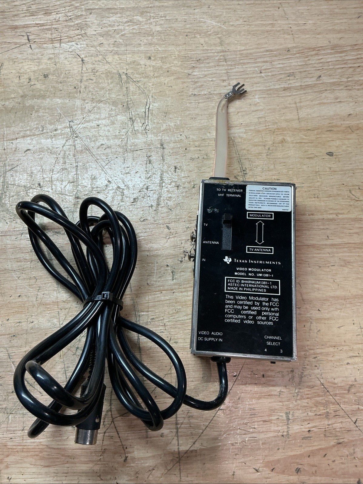 VINTAGE Texas Instruments TI 99/4A Home Computer In Original Box