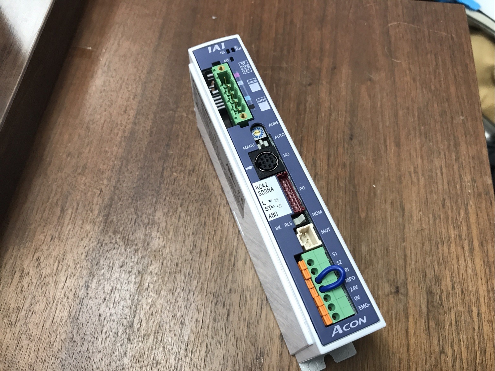 IAI Corporation ACON-CG-10I-DV-0-0 24VDC, USED 30 Day Warranty