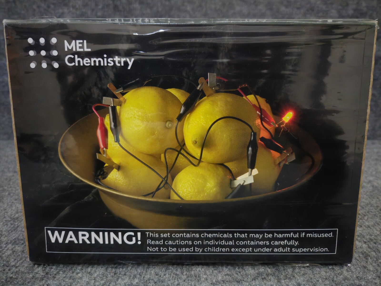 Mel Chemistry Kit CHEMISTRY & ELECTRICITY