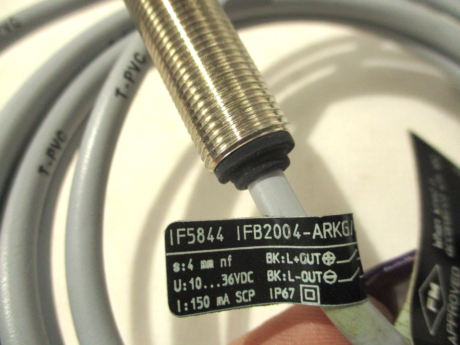 NEW IFM IF5844 INDUCTIVE PROXIMITY SENSOR IFB2004-ARKG/UP
