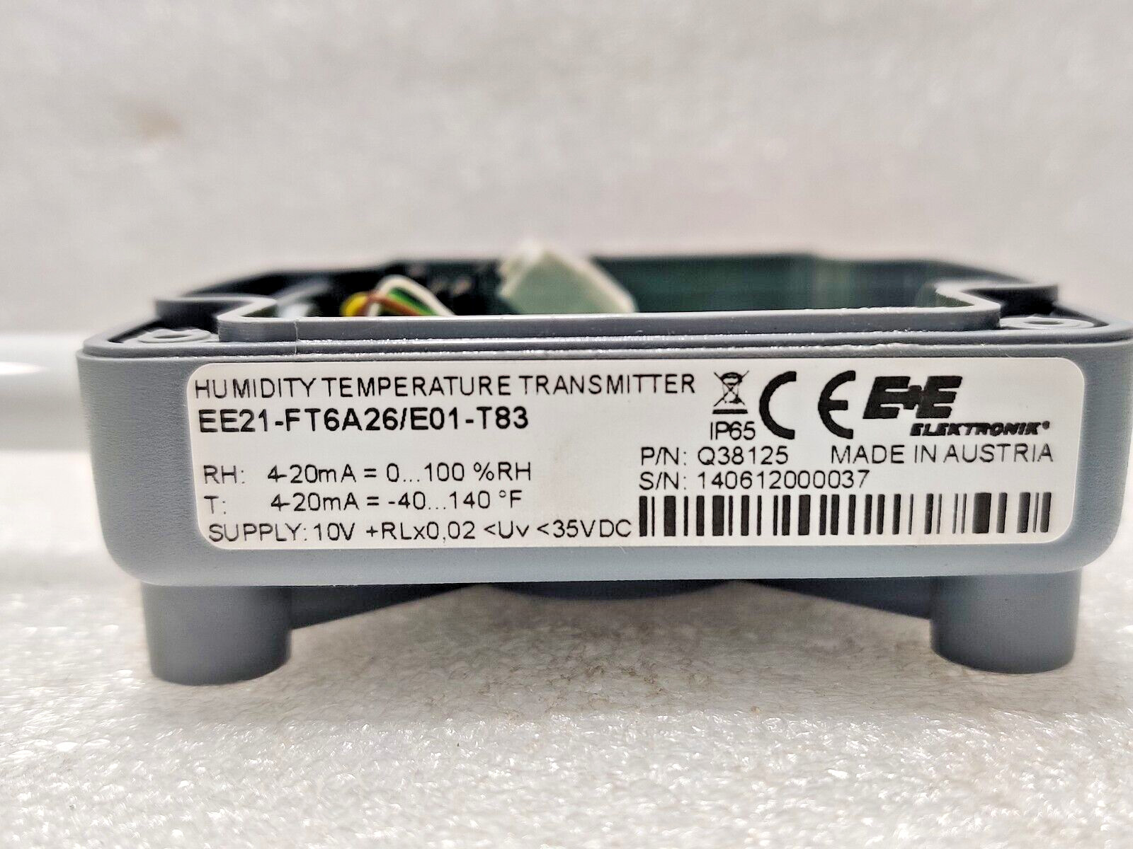 E+E Electronik EE21-FT6A26/E01-T83 Humidity Temperature Transmitter