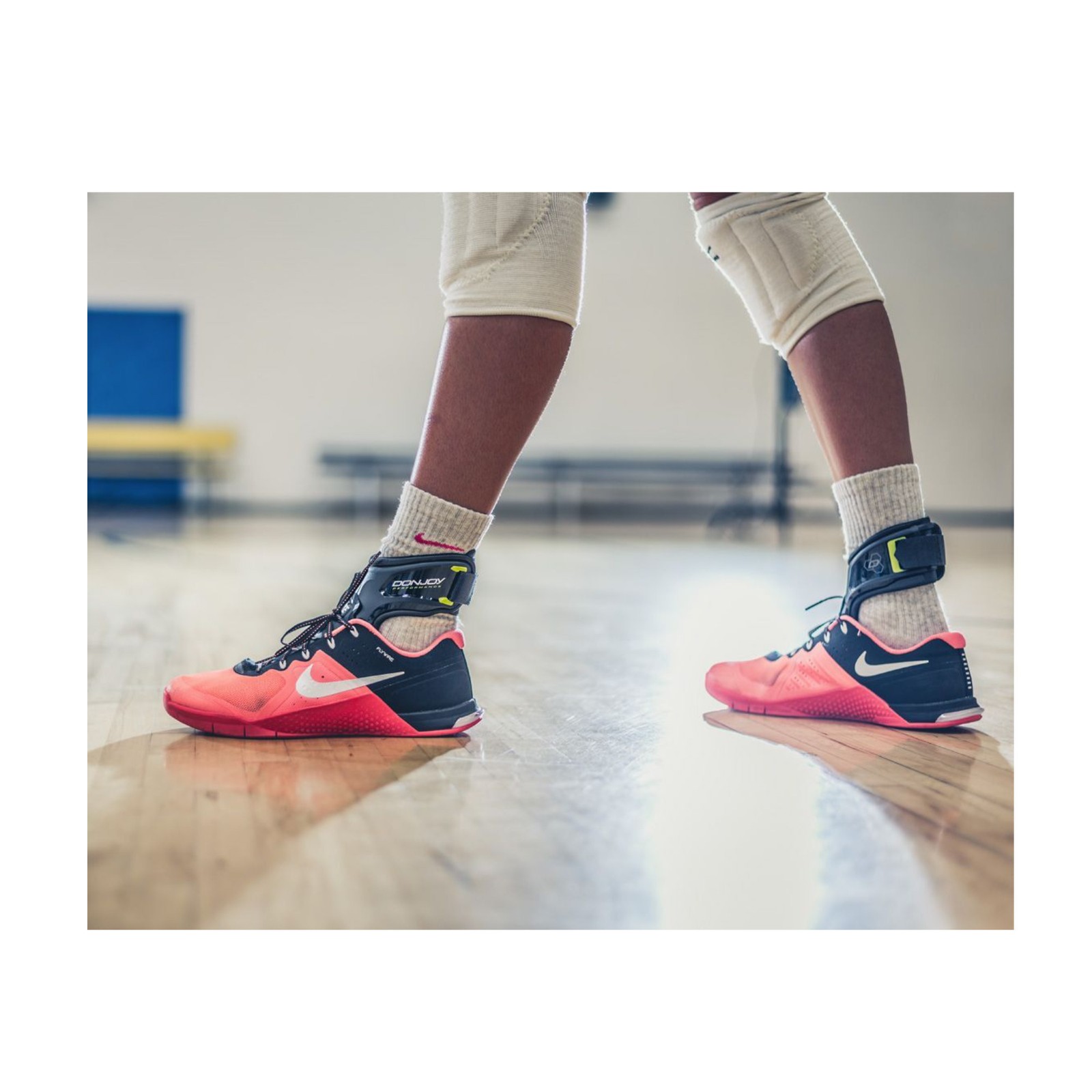 DONJOY PERFORMANCE - POD Ankle Brace- Black- XS-RIGHT