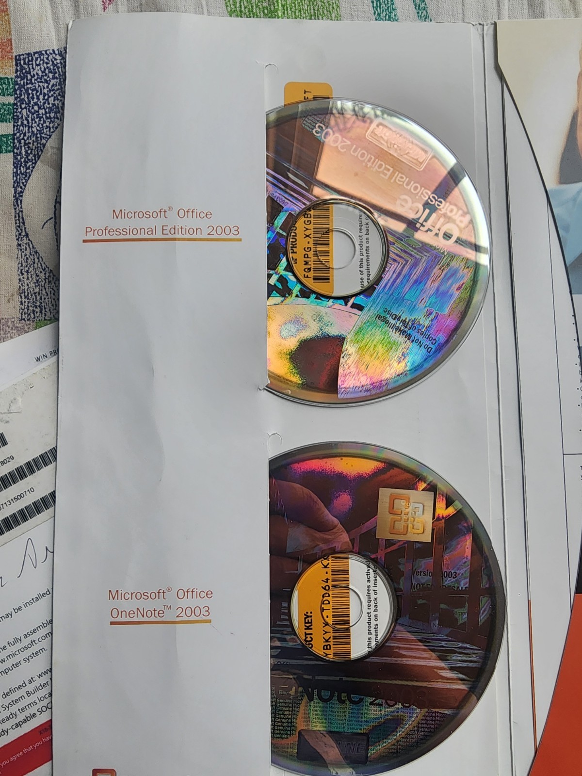 microsoft office 2003 professional W/ One Note