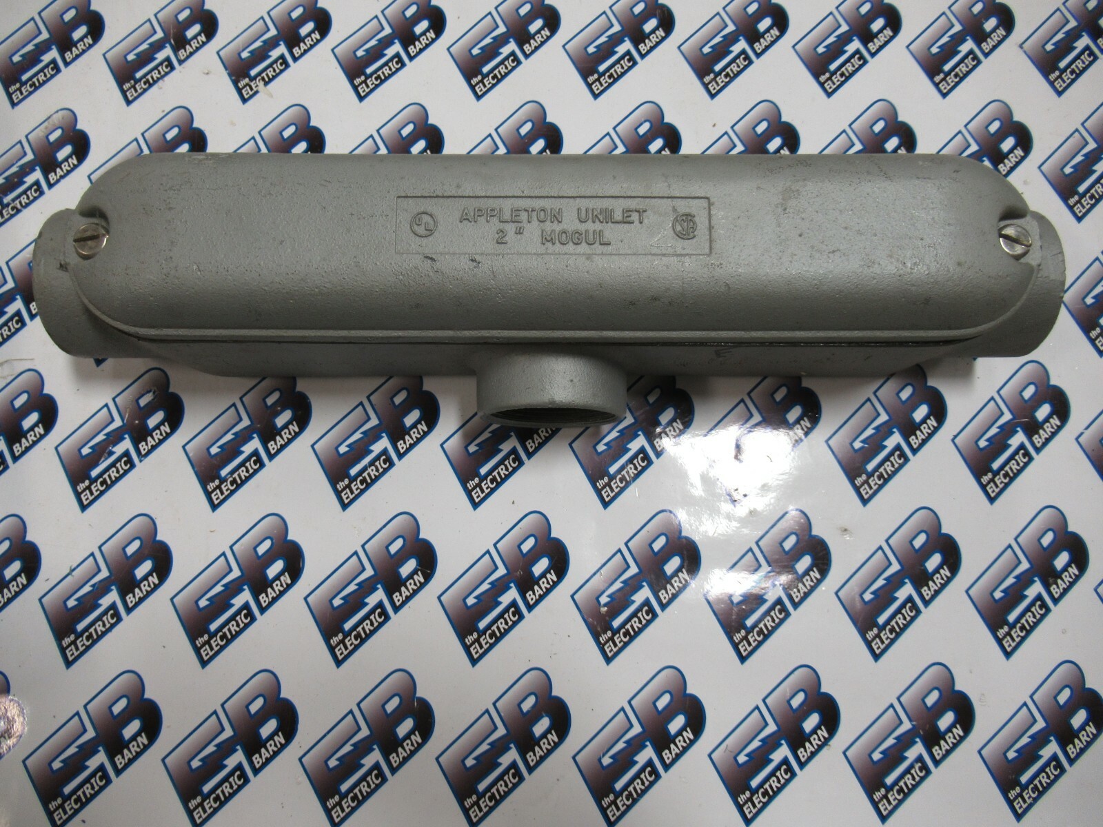 Appleton Mogul 2" Threaded Malleable Conduit Body with Cover T Type (1) - NEW
