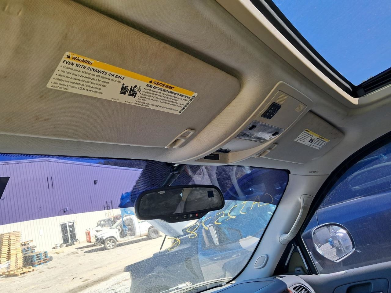 YUKON 2008 Glove Box 4826678