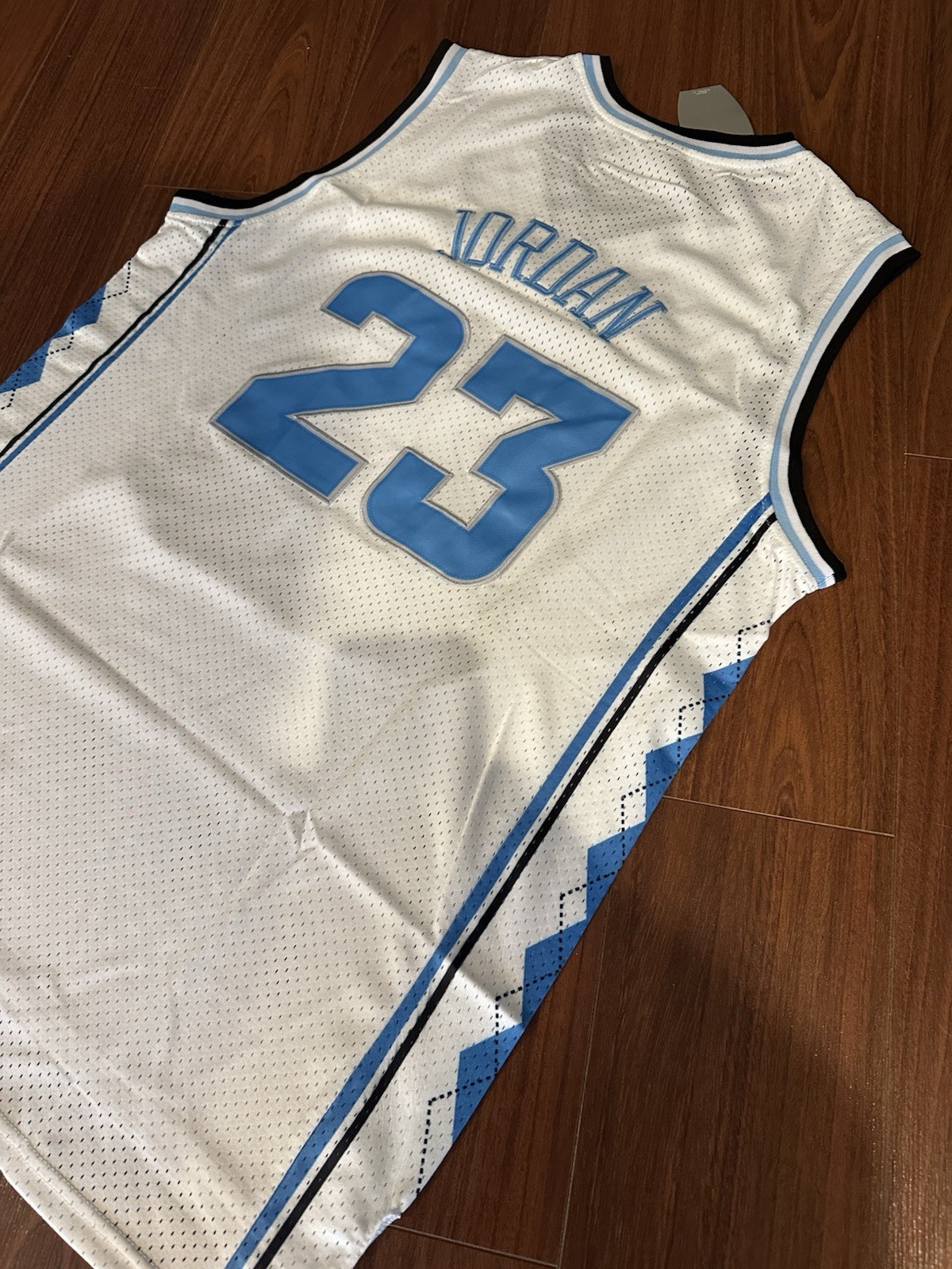NWT Michael Jordan Basketball Jersey XXL #23 North Carolina Tar Heels White