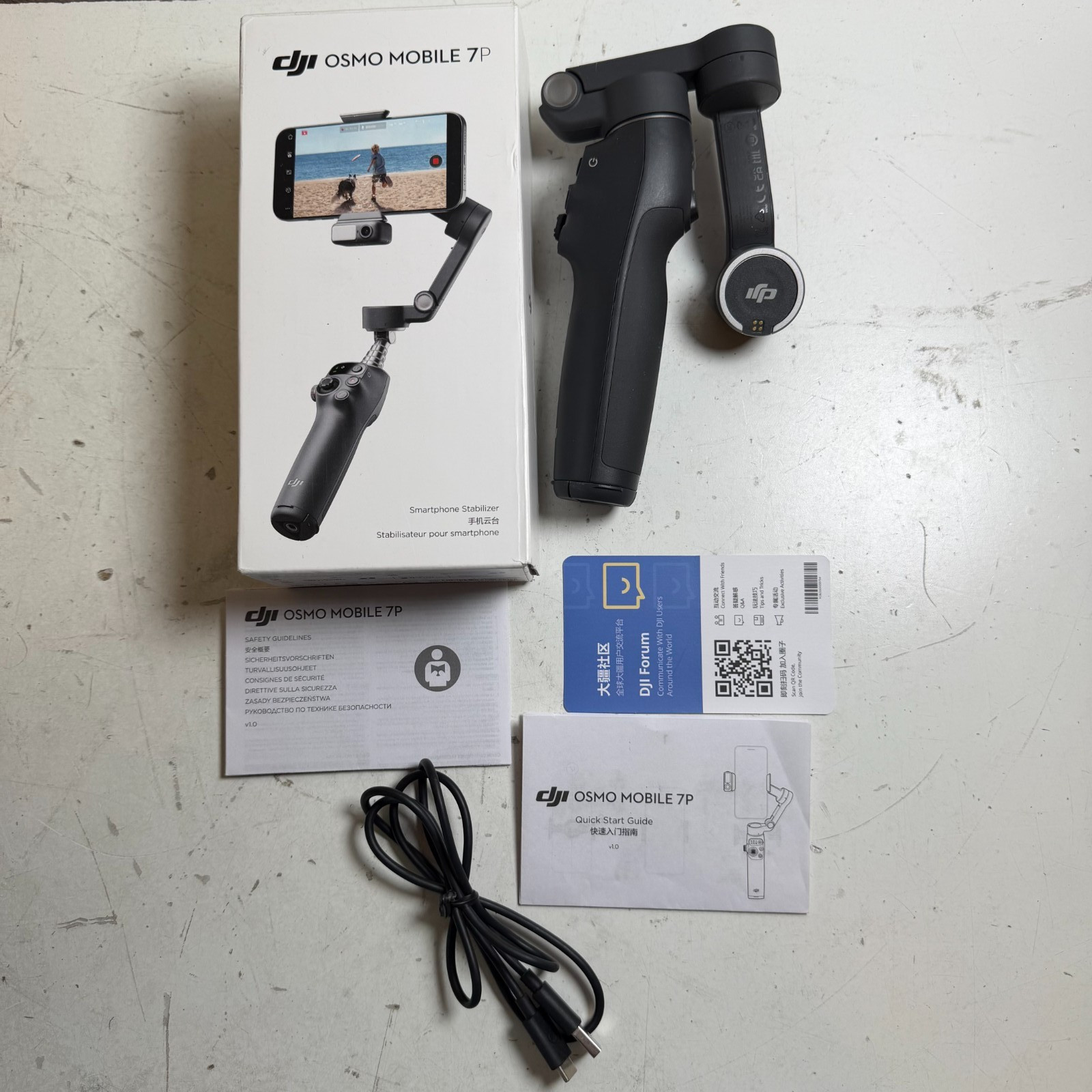 DJI Osmo Mobile 7P DA100 Black Built-in Tripod Smartphone Camera Stabilizer