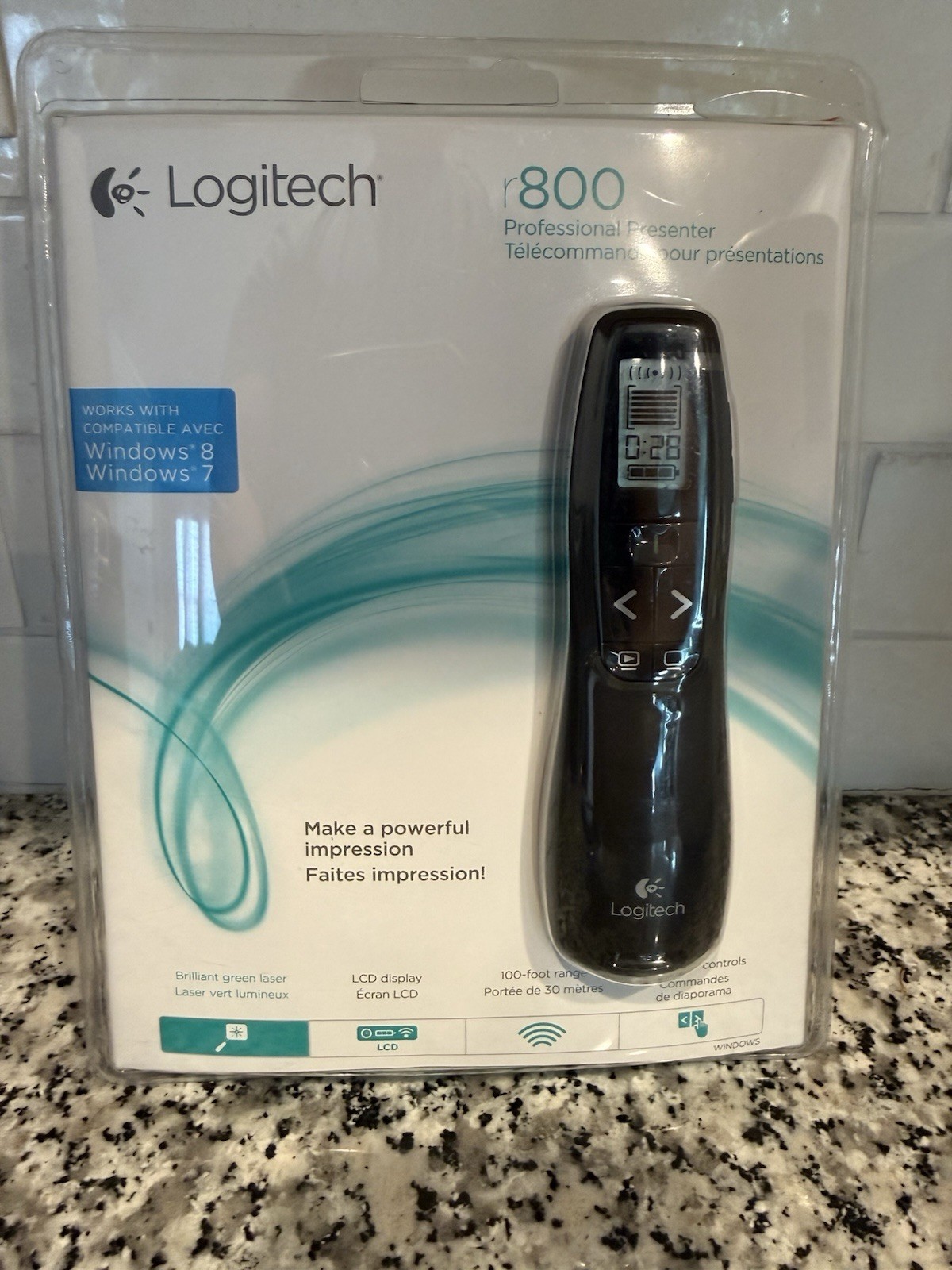 Logitech R800 Grren Laser Presentation Remote Control ~ Black Brand New & Sealed