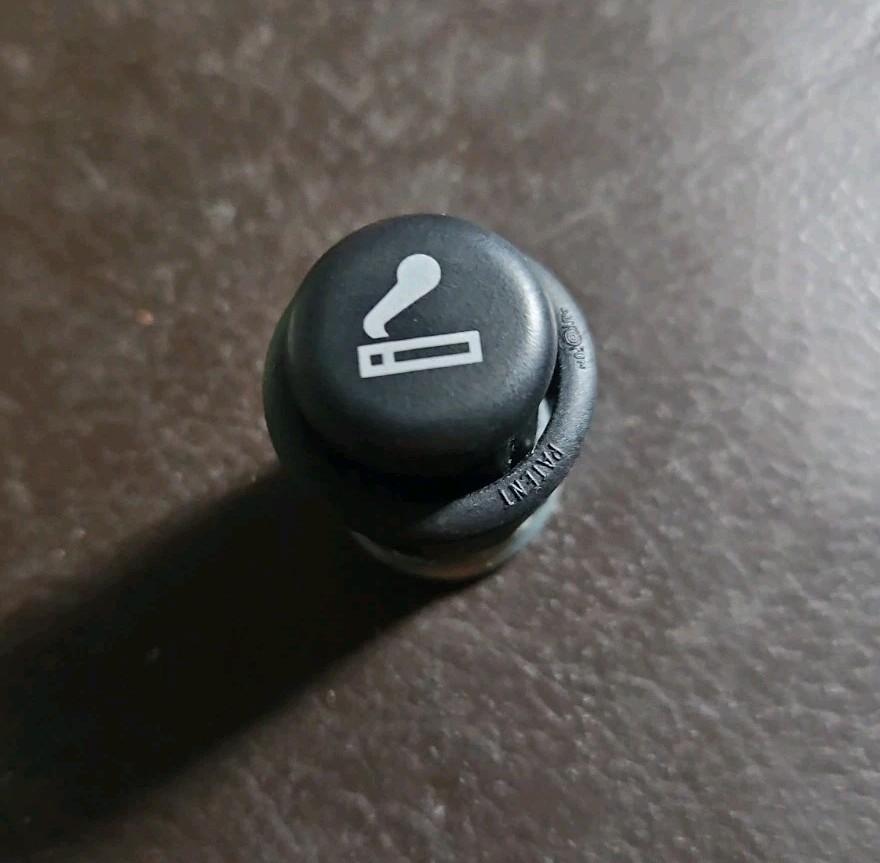 AUDI TT MK1 8N OEM CIGAR LIGHTER (UNUSED)