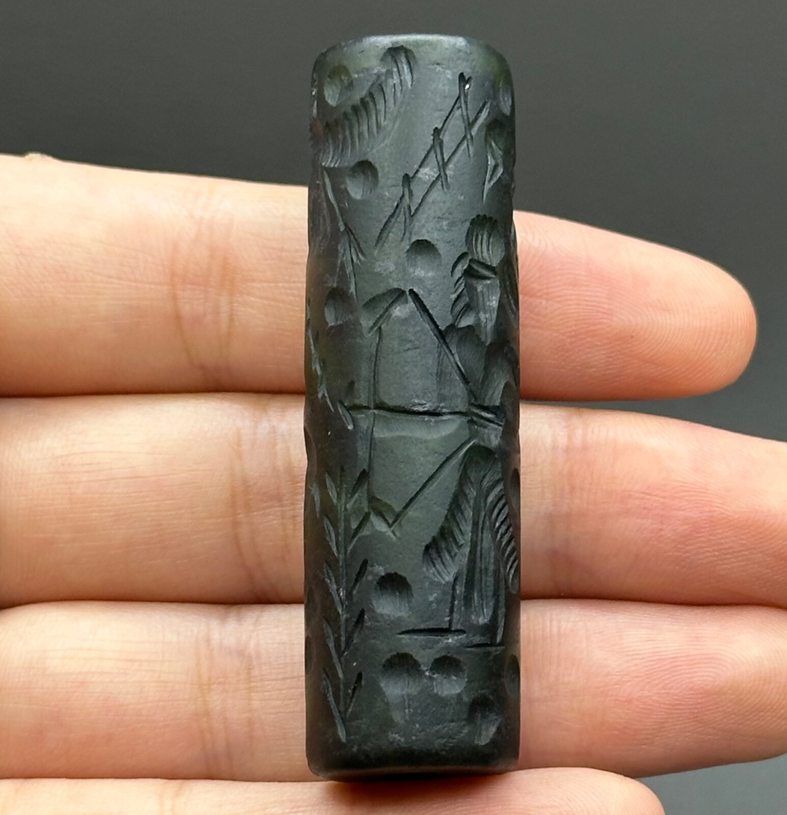 Ancient near eastern rare Agate stone intaglio cylinder bead