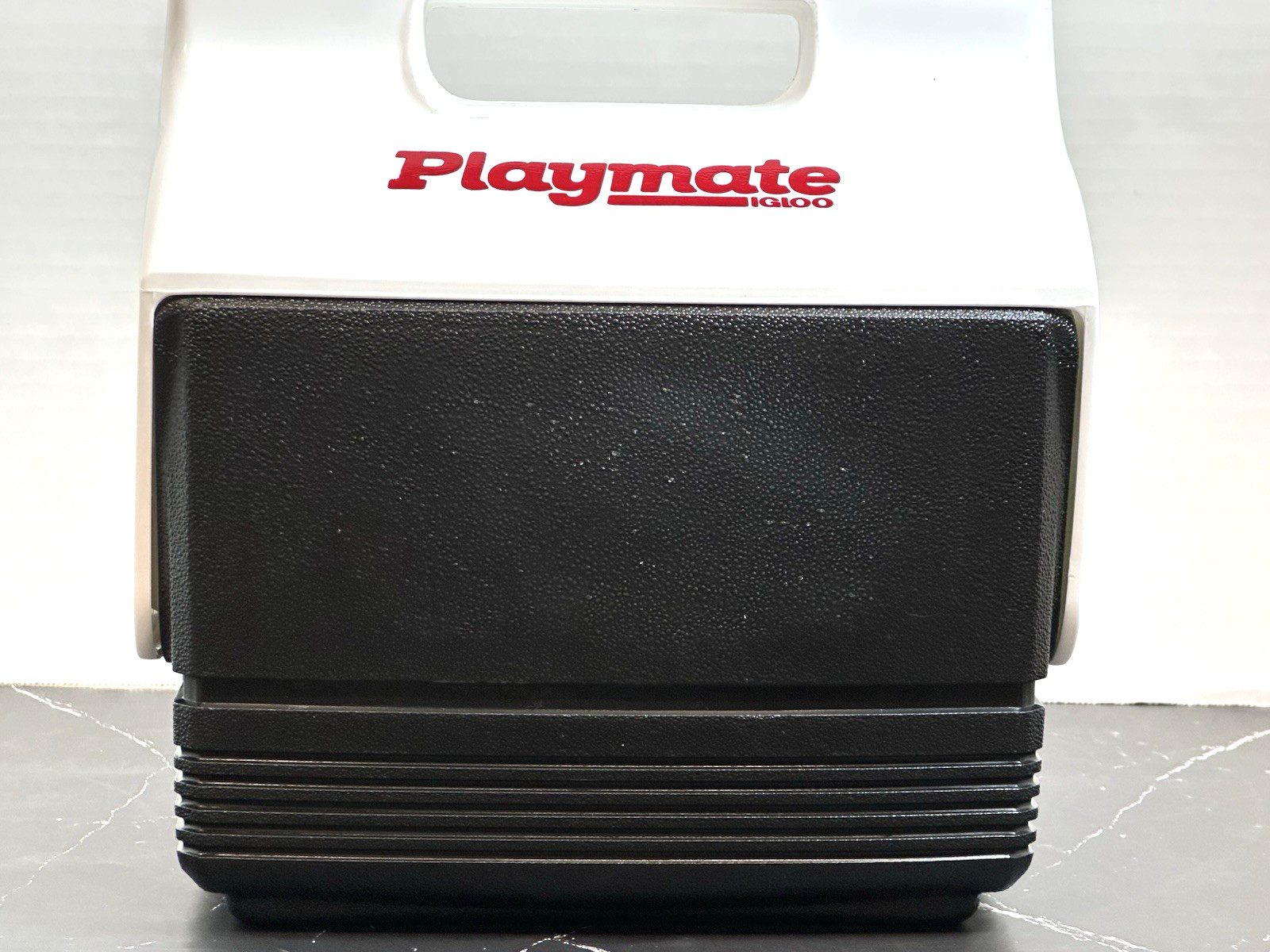 Igloo Playmate Mini Cooler 4 Quart 6 Can Black/White Push Button Lunchbox