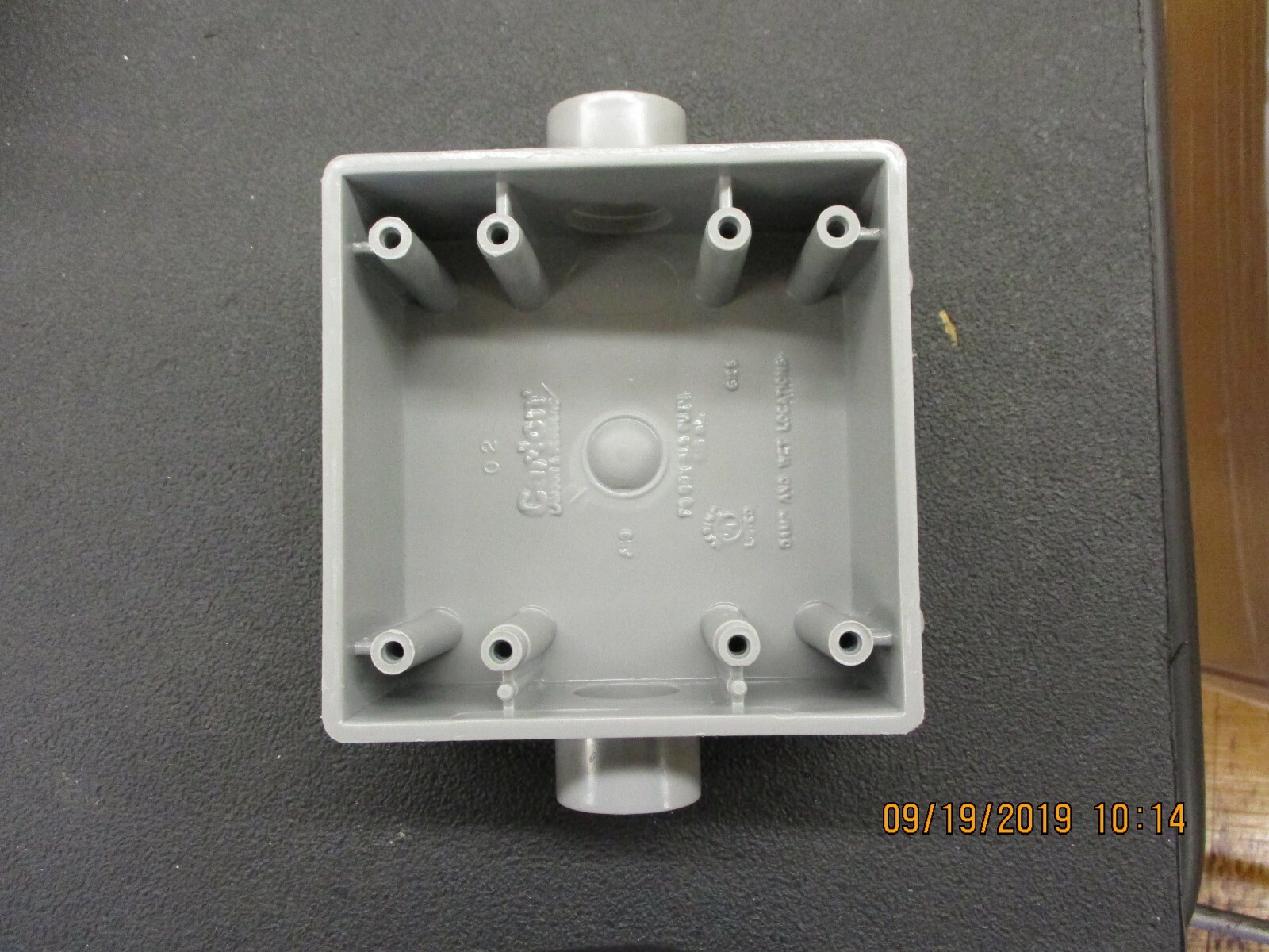 Thomas & Betts-E9812E- Carlon Rigid Non-Metallic Through Termination Wall Box E9
