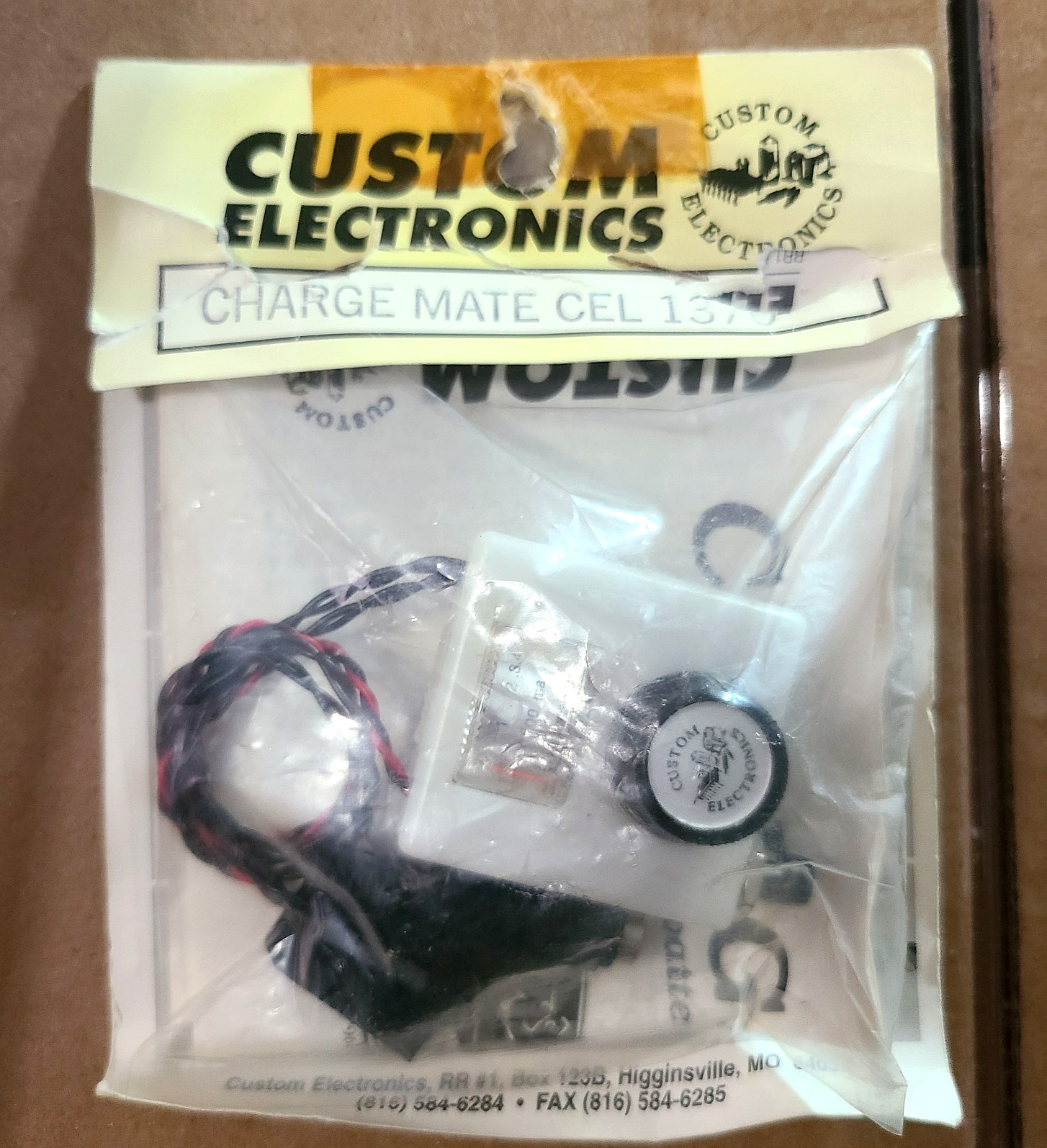 CUSTOM ELECTRONICS Charge Mate Cel 1370  NEW Old Stock