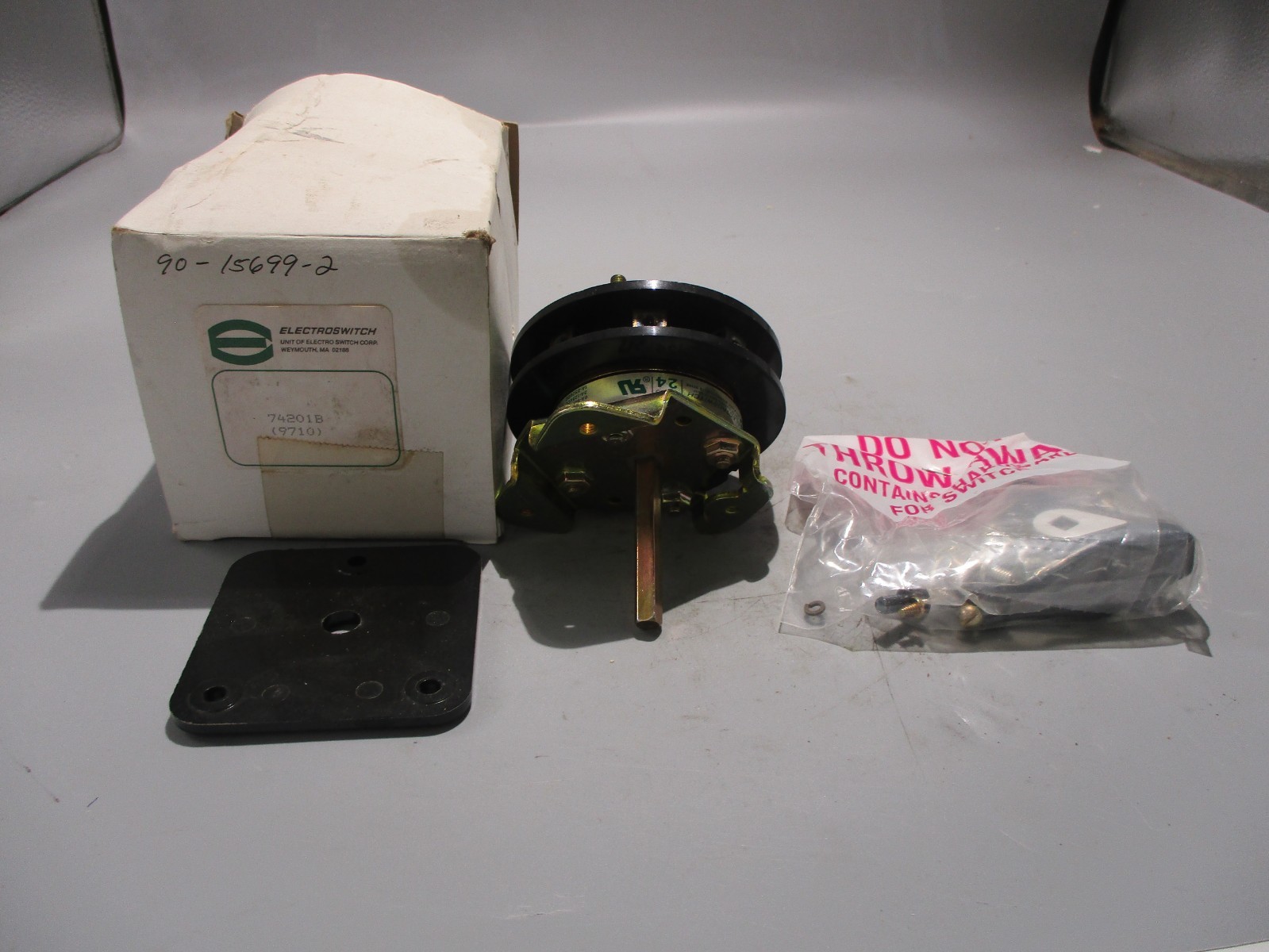 NEW ELECTROSWITCH 74210B SERIES 24 ROTARY SWITCH