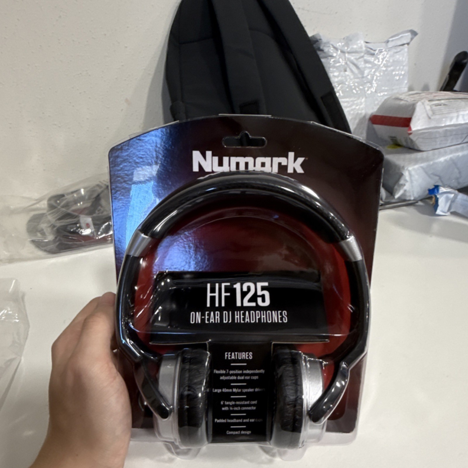 Numark HF125 On-Ear DJ Headphones Black/Silver Wired 40mm 3.5mm/1/4in