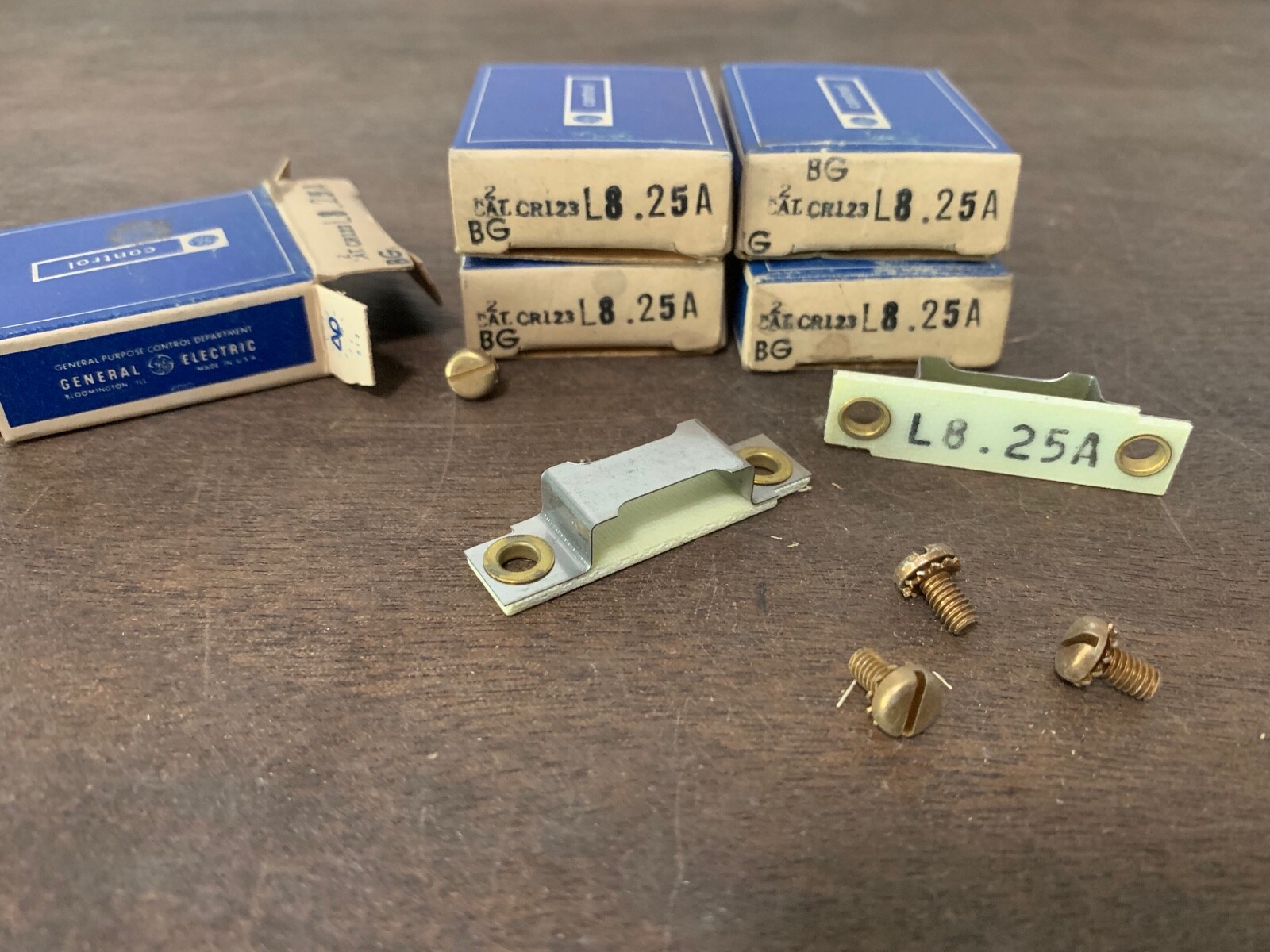 Total of 10 GE Overload Relay Heater Elements CR123L825A, 0.25A, NOS
