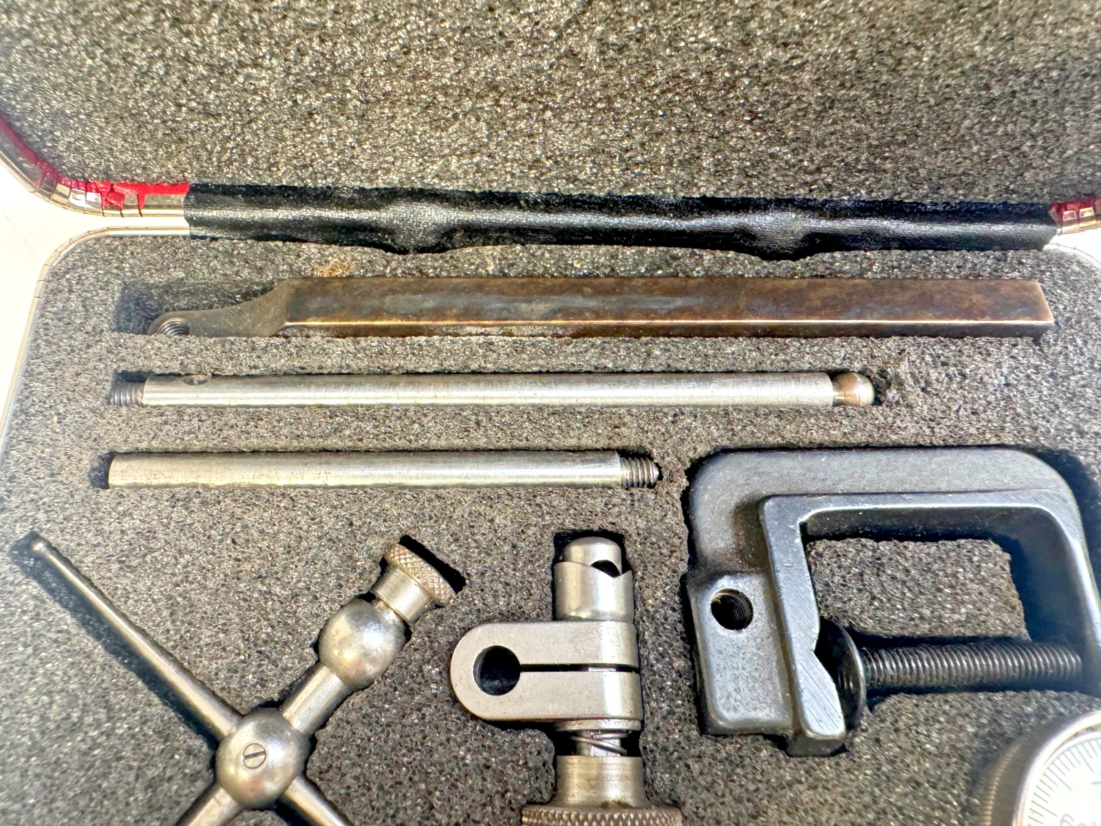 Starrett No. 196 Universal Dial Test Indicator .001" w/ Attachments & Case USA