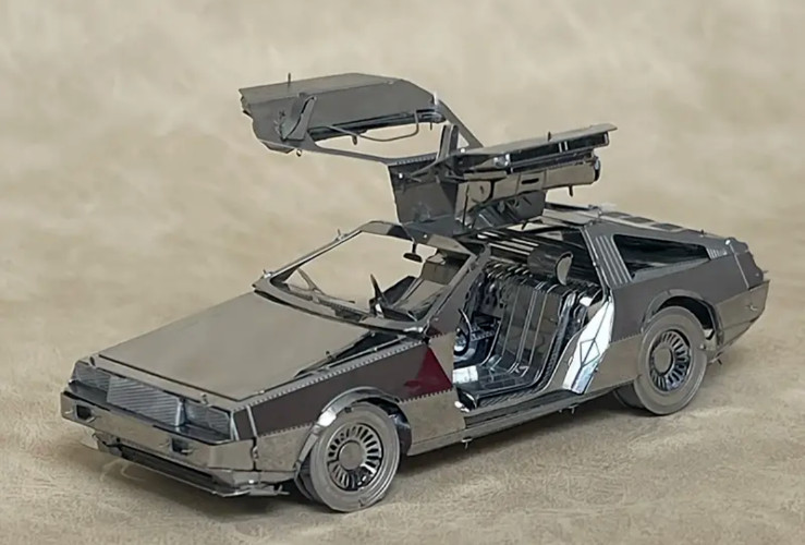3D METAL PUZZLE DELOREAN BACK TO THE FUTURE Stainless Steel Back to the Future 14