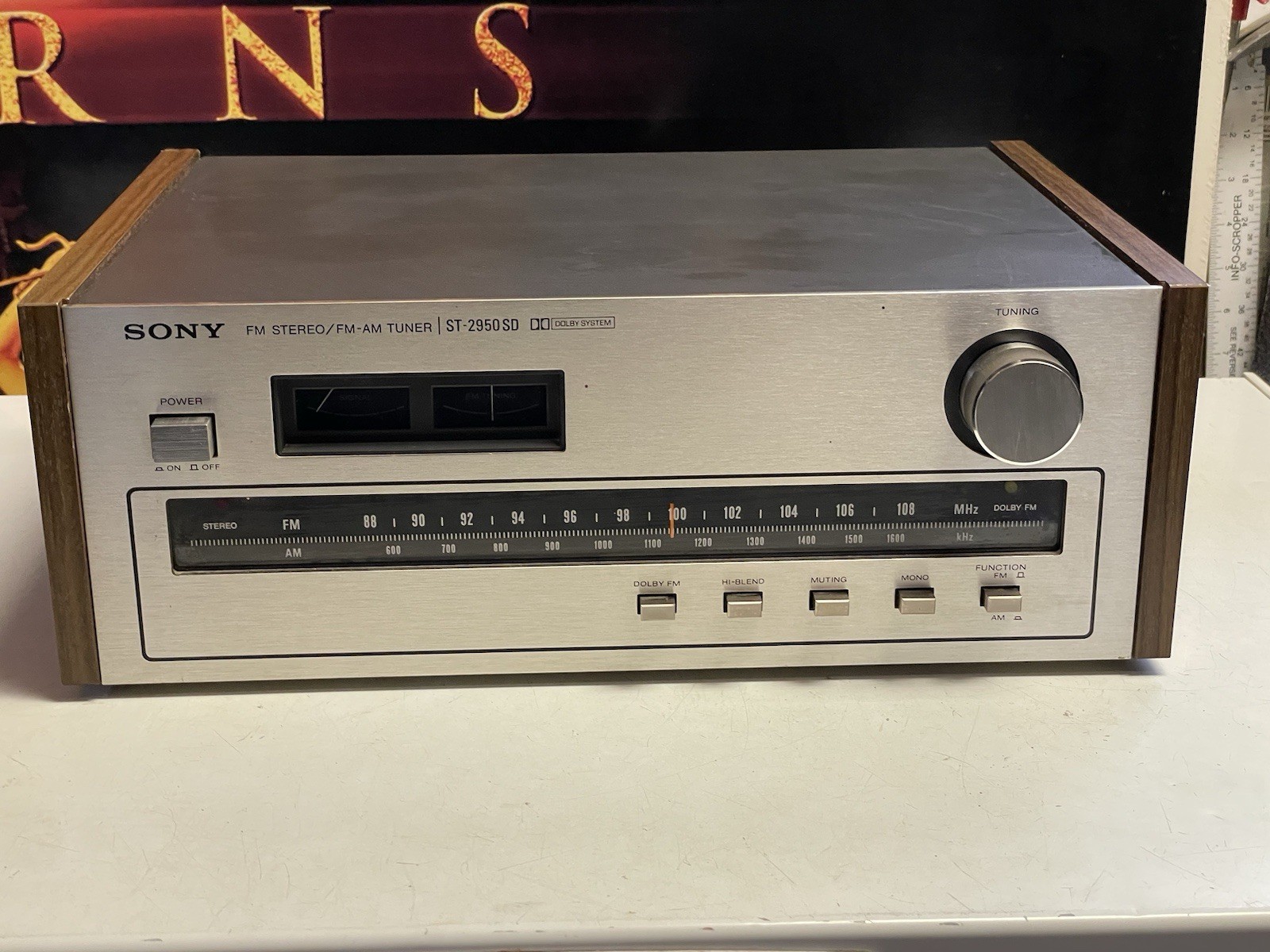 1977 SONY ST-2950SD Silver Face Stereo Tuner - Japan