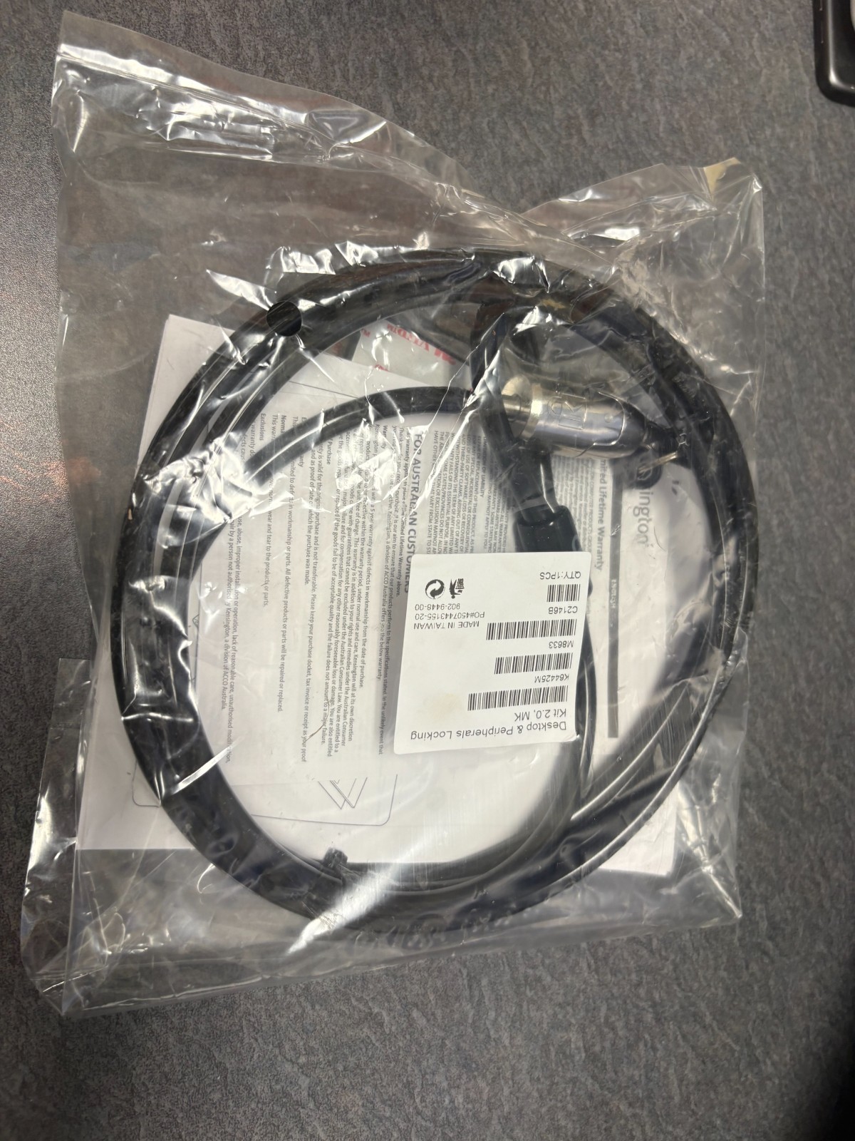 Kensington Desktop & Peripherals Locking Kit 2.0(K67990US)