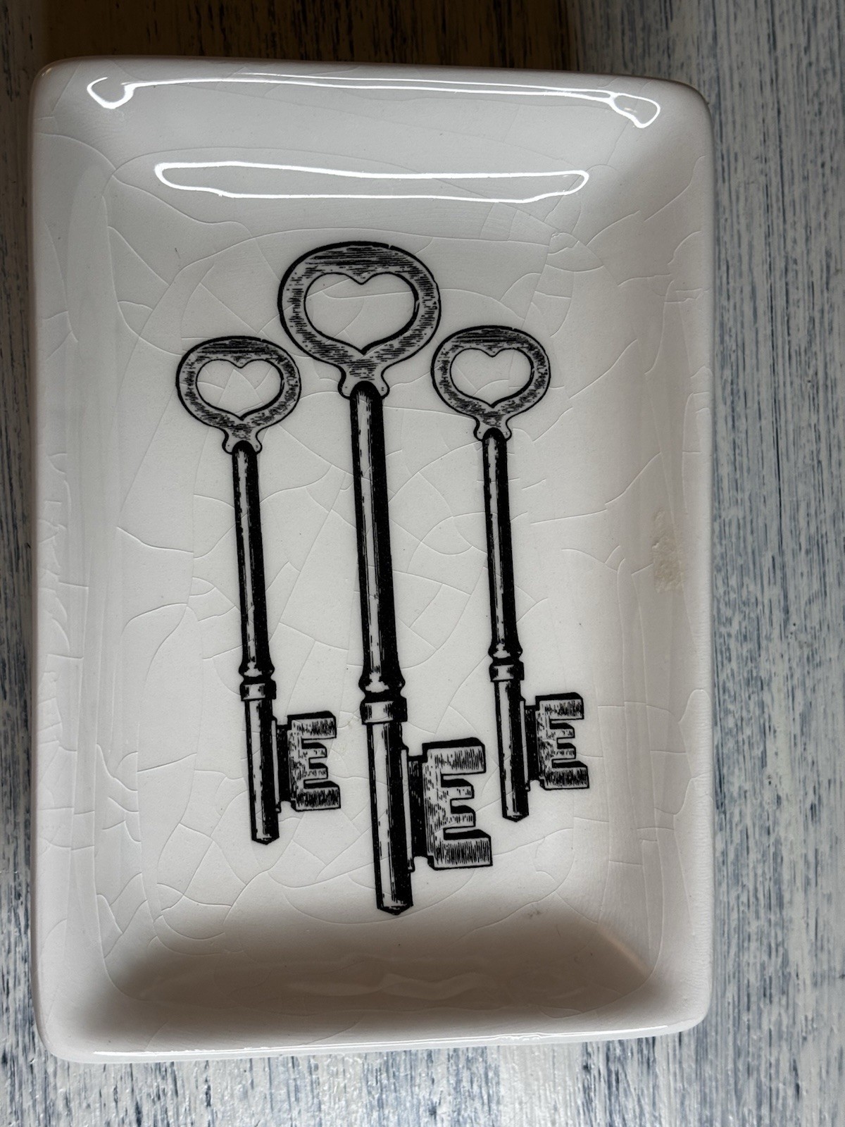White Ceramic Trinket Dish With Key Design