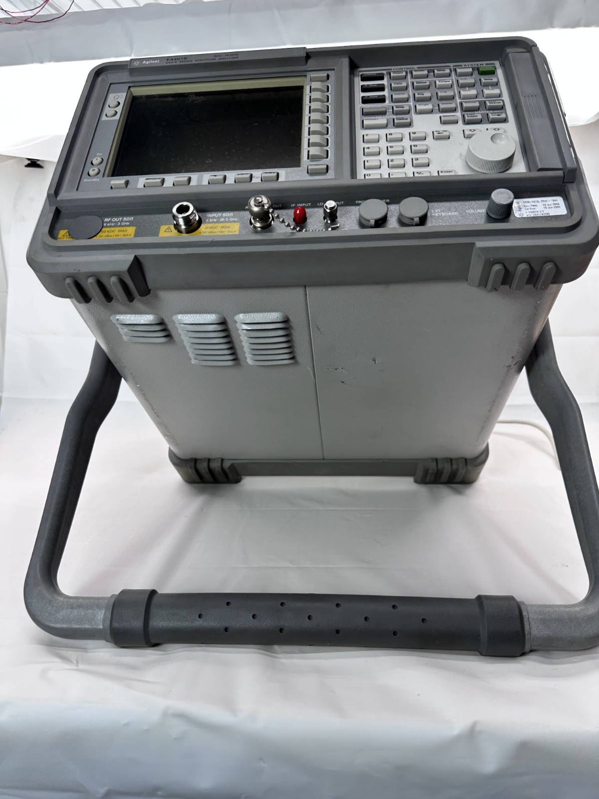 Agilent E4407B ESA-E Spectrum Analyzer - 9 kHz to 26.5 GHz