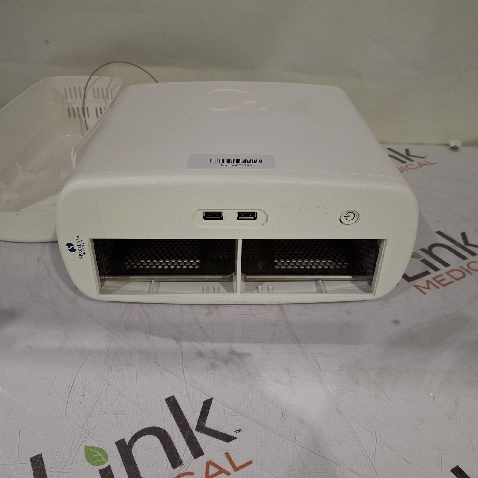 Spacelabs Healthcare Xprezzon Patient Monitor