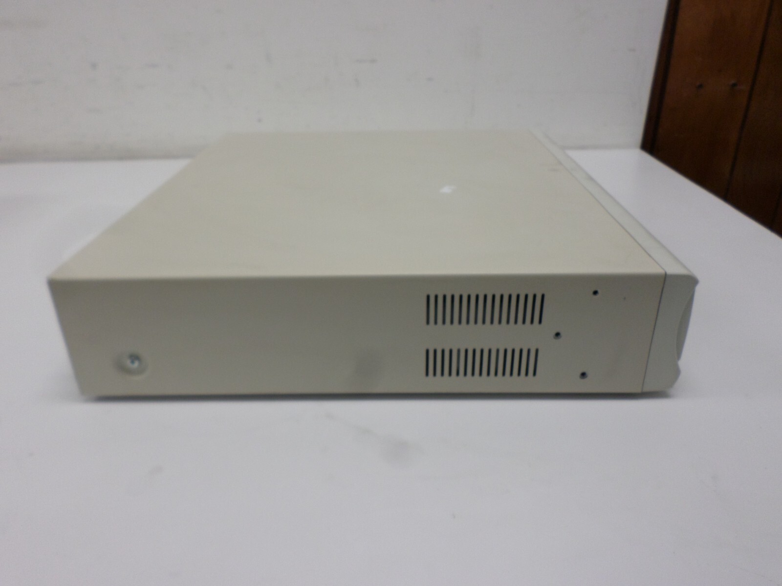 USED DRC16H-3TB 16 Channel DVR 3TB