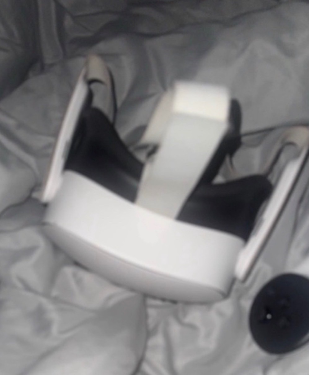 Meta Quest 3S 128GB (HEADSET ONLY)