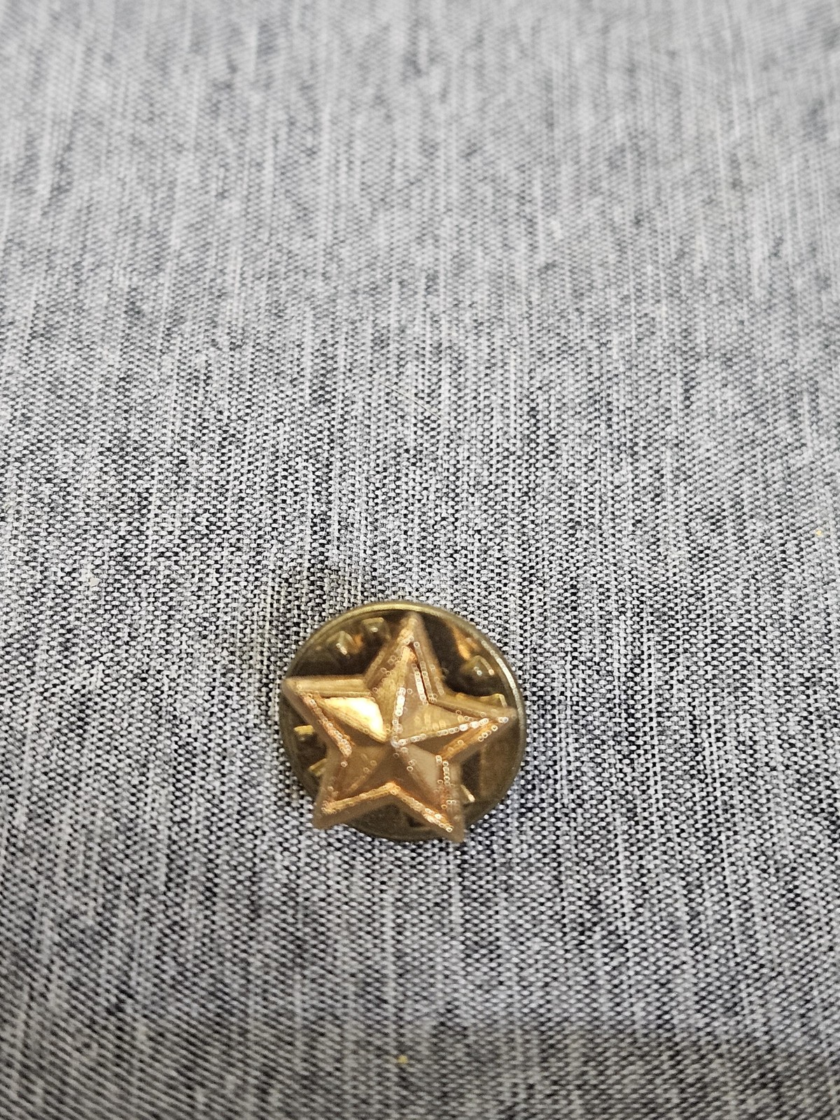 Gold Tone 5-Point Star Lapel Pin Clutch Back Military Style Badge Small Uniform