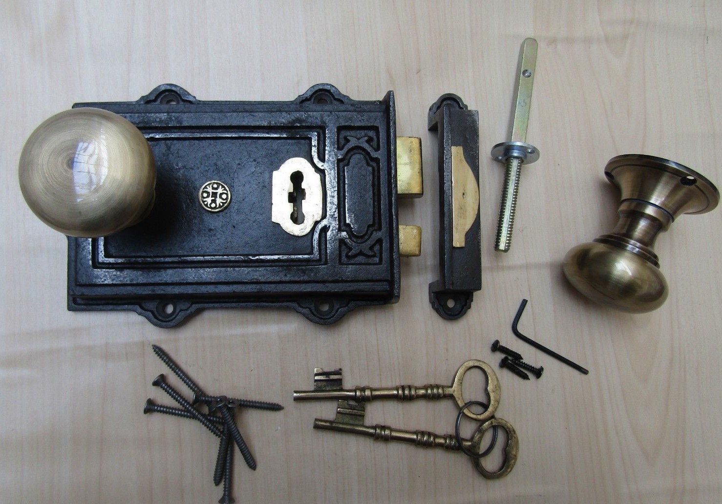 RUSTIC OLD ENGLISH VINTAGE VICTORIAN BEDROOM RIM DOOR KNOB HANDLE LATCH SET
