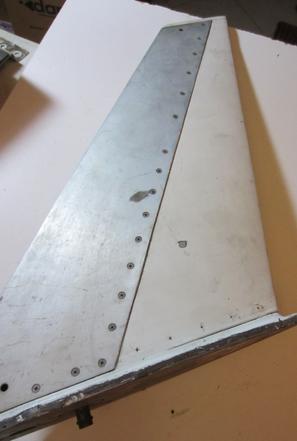 ANTENNA DORNE AND MARGOLIN DMC50-2 AS REMOVED