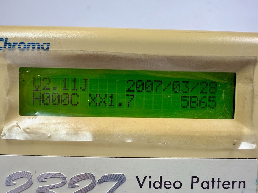 Chroma ATE 2327 Video Pattern Generator up to 250MHz NTSC PAL SECAM