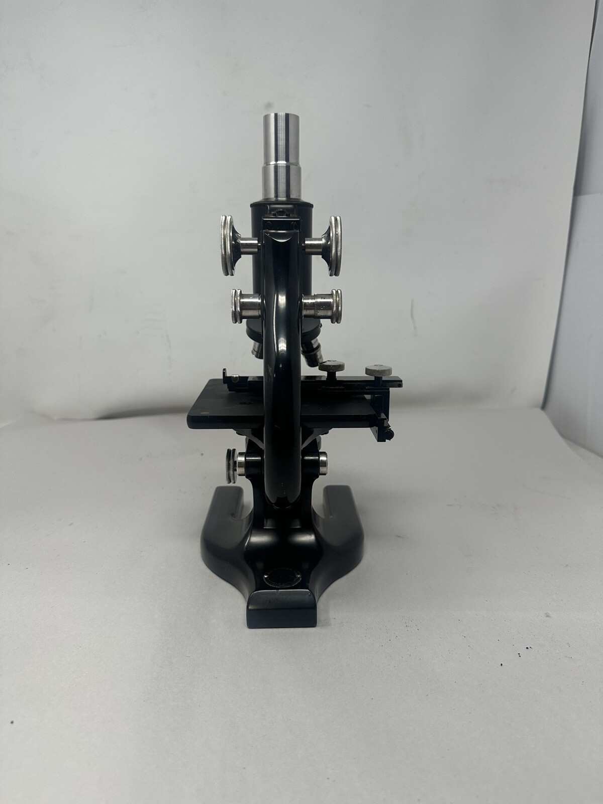 Spencer Buffalo Microscope with Wood Carrying Case, Lenses