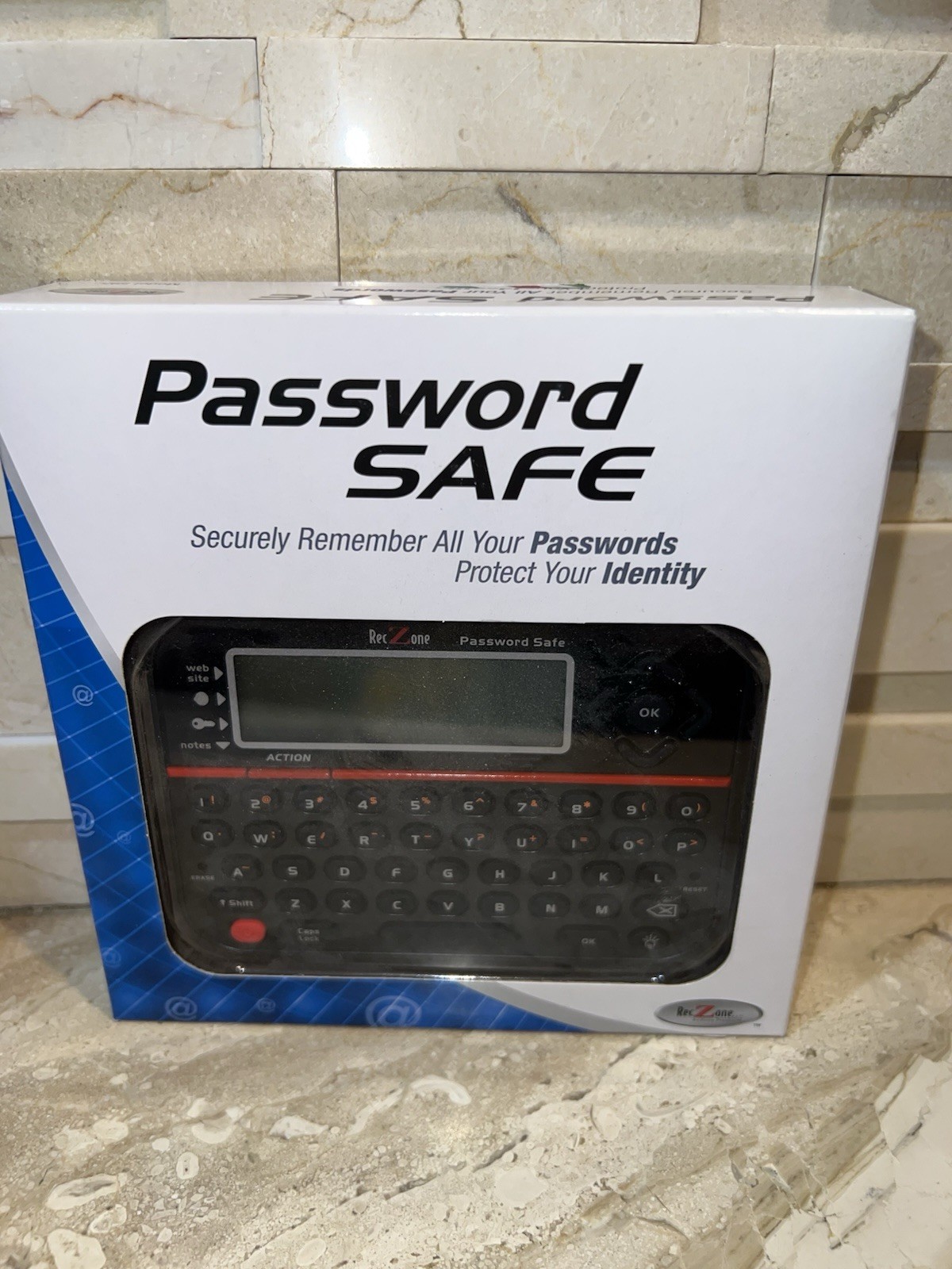 RecZone Password Safe Model 595 Electronic Password Organizer NIB