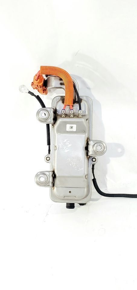2014 Cadillac ELR OEM Heater Pump Control Module Computer 537526696